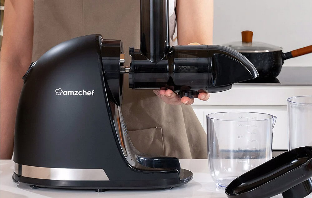 slow masticating juicer